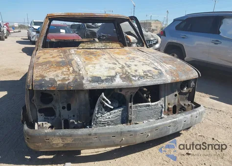 1998 GMC Sierra 1500 Sl Sportside из США, поврежденный, VIN 1GTEC14M2WZ522715